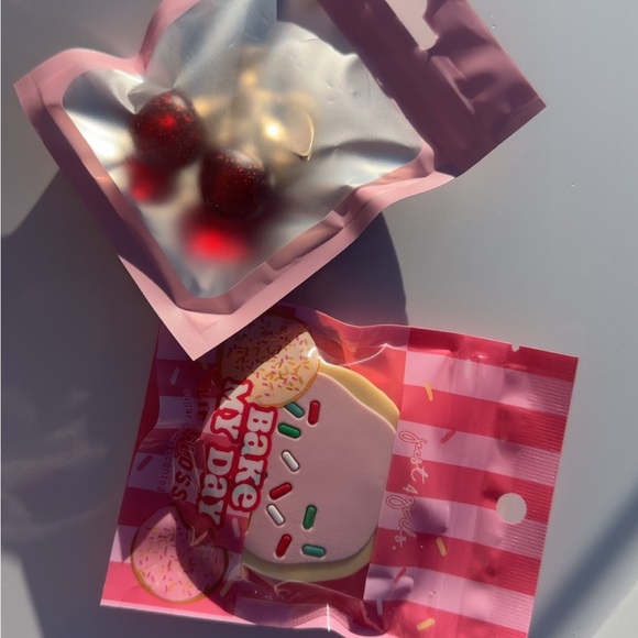 Michael Kors Valentine’s Day Purse gift basket🧸💌 - Picture 5 of 6